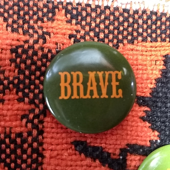 Set of 5 Vintage buttons - Picture 3 of 9